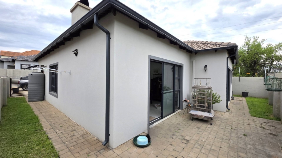 3 Bedroom Property for Sale in Melodie North West